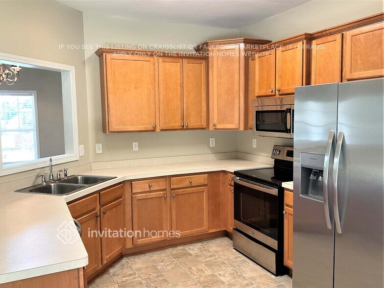 Building Photo - 8210 Mossybrook Ln