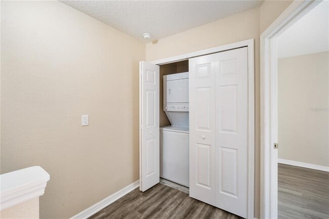 Building Photo - 12429 Country White Cir