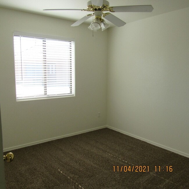 Building Photo - 498 Monaco Ln