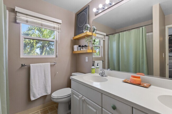 Building Photo - 91-1059-1059 Kaimalie St