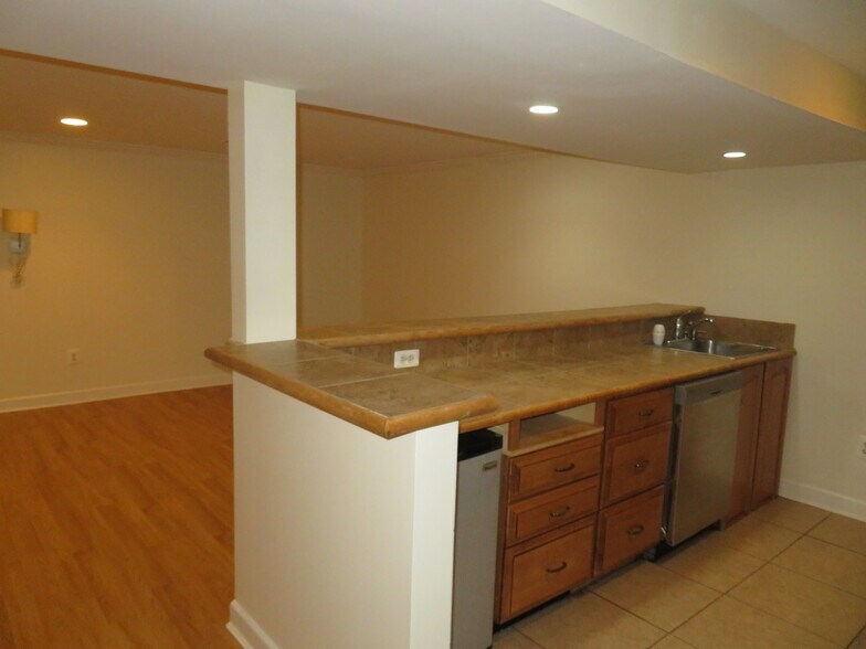 Building Photo - 1381 Hazel Nut Ct