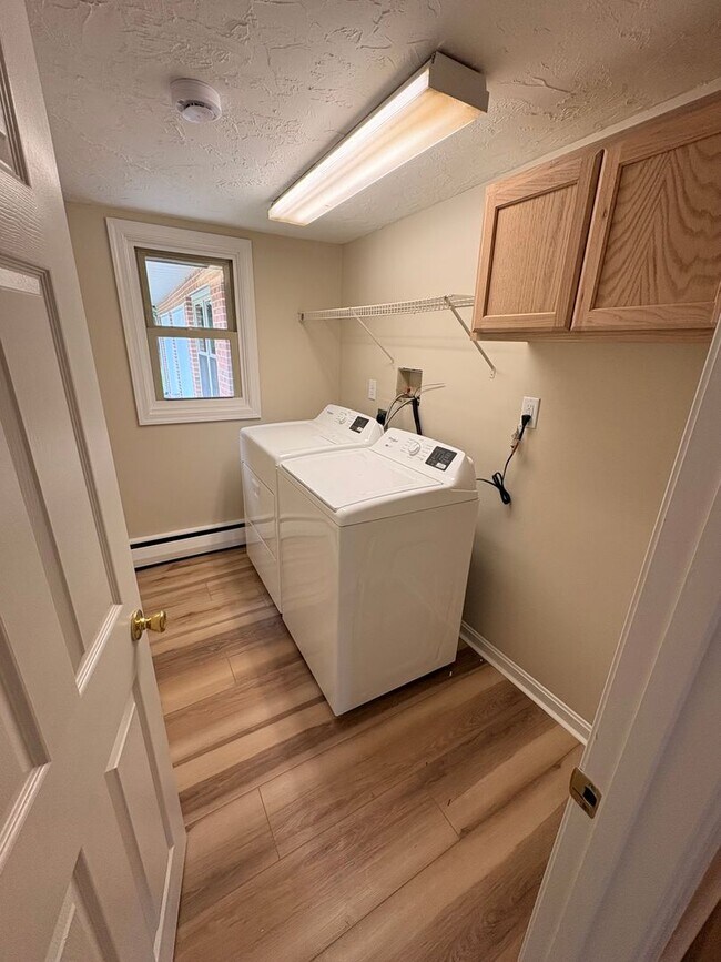 Building Photo - Newly Remodeled 2-Bedroom, 1.5-Bath Home