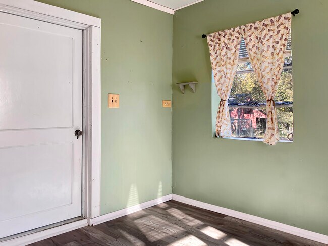 Building Photo - 3551 McCorkle Dr