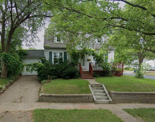 Building Photo - 2701 N 7th St