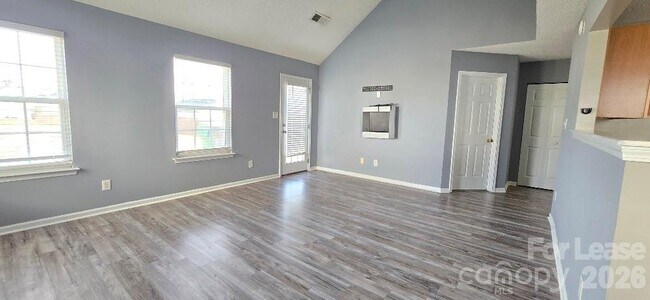 Building Photo - 10623 Campion Ct