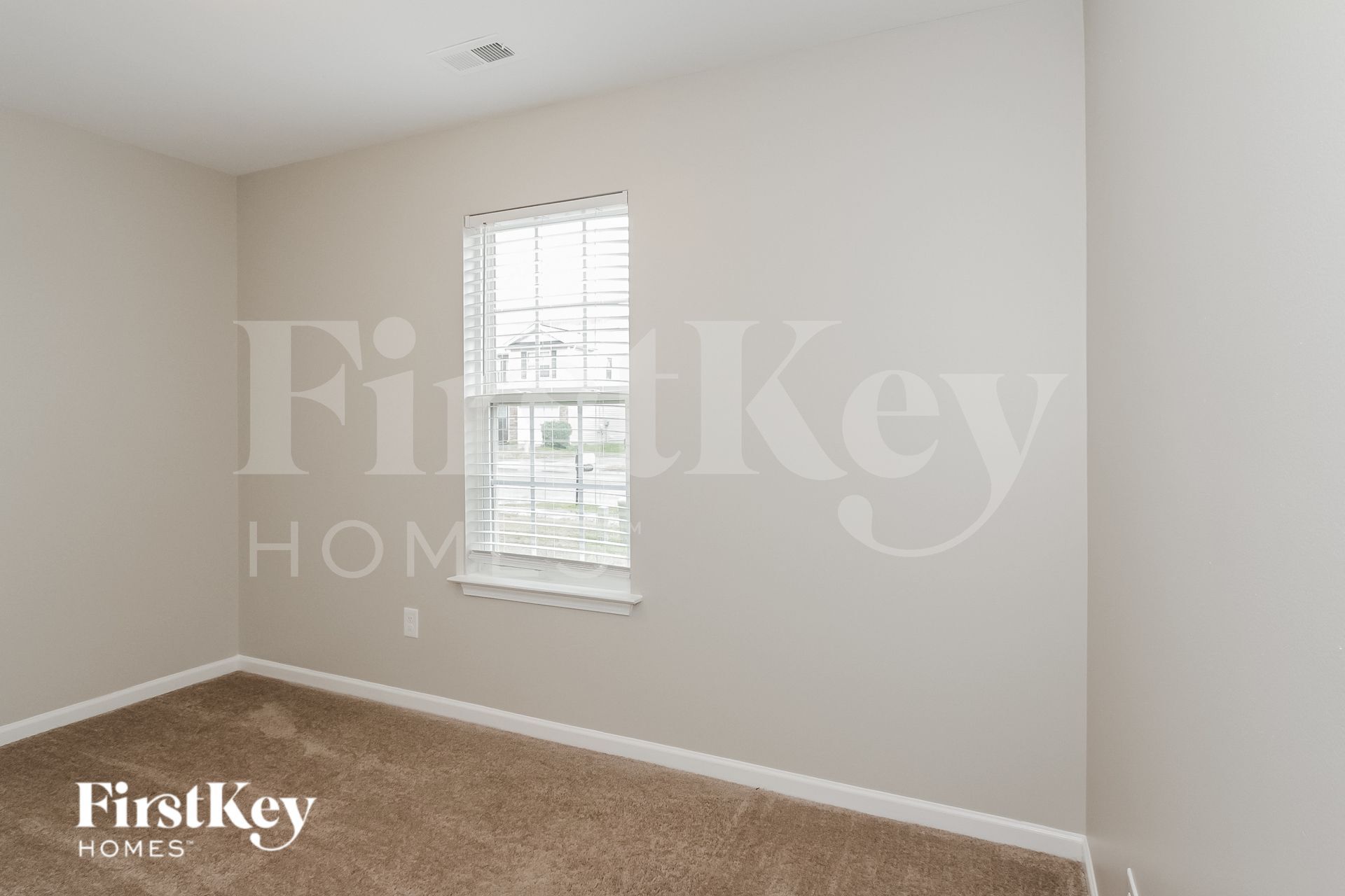 Building Photo - 4506 Esmeralda Drive