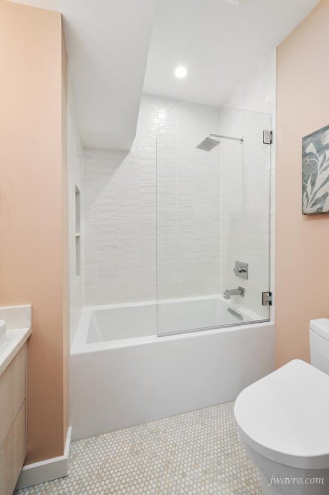 Building Photo - 327 Arlington St