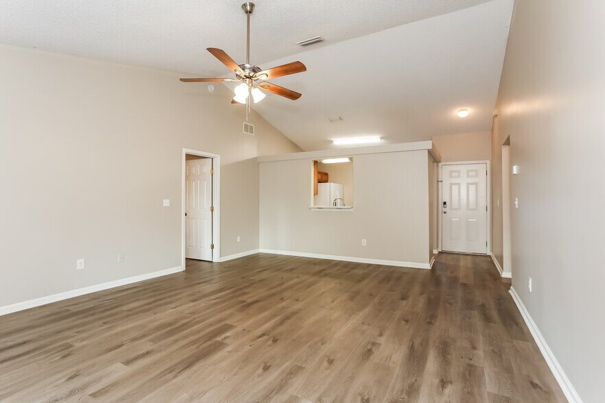 Building Photo - 3754 August Crossing Ct