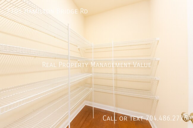 Building Photo - 7705 Hamilton Bridge Rd