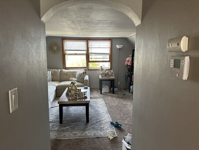 Building Photo - 3827 E Edgerton Ave