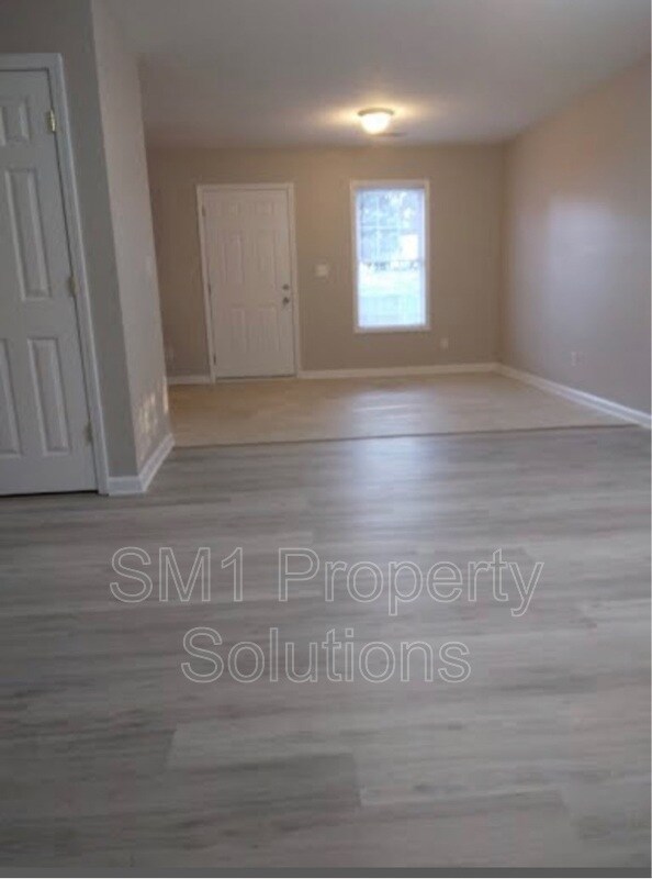 Building Photo - 115 Thomas St