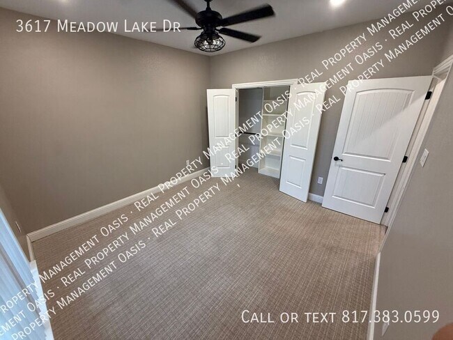 Building Photo - 3617 Meadow Lake Dr