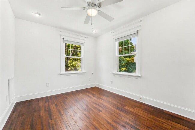 Building Photo - Available Now – Move-In Ready Paoli Gem With Updated Finishes, Loft Space & Parking