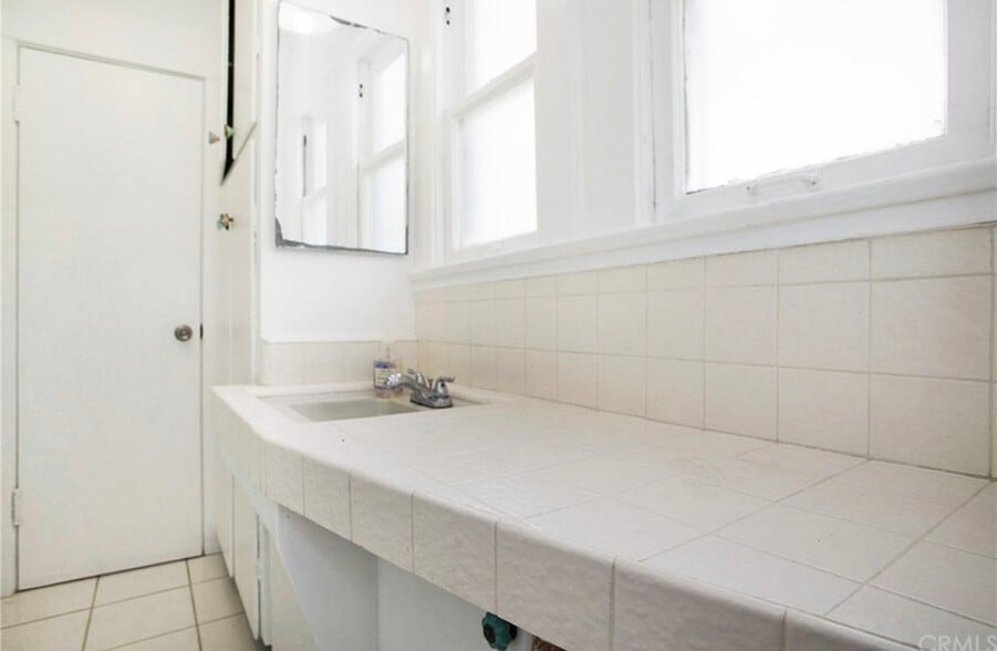 Bathroom - 2213 Arizona Ave