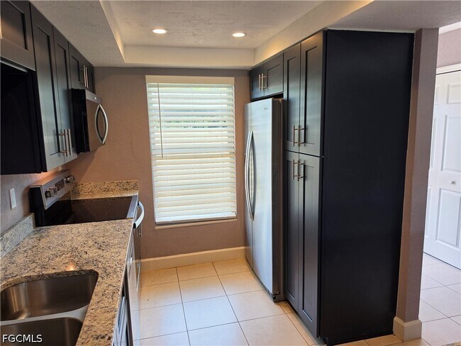 Building Photo - 16251 Dublin Cir