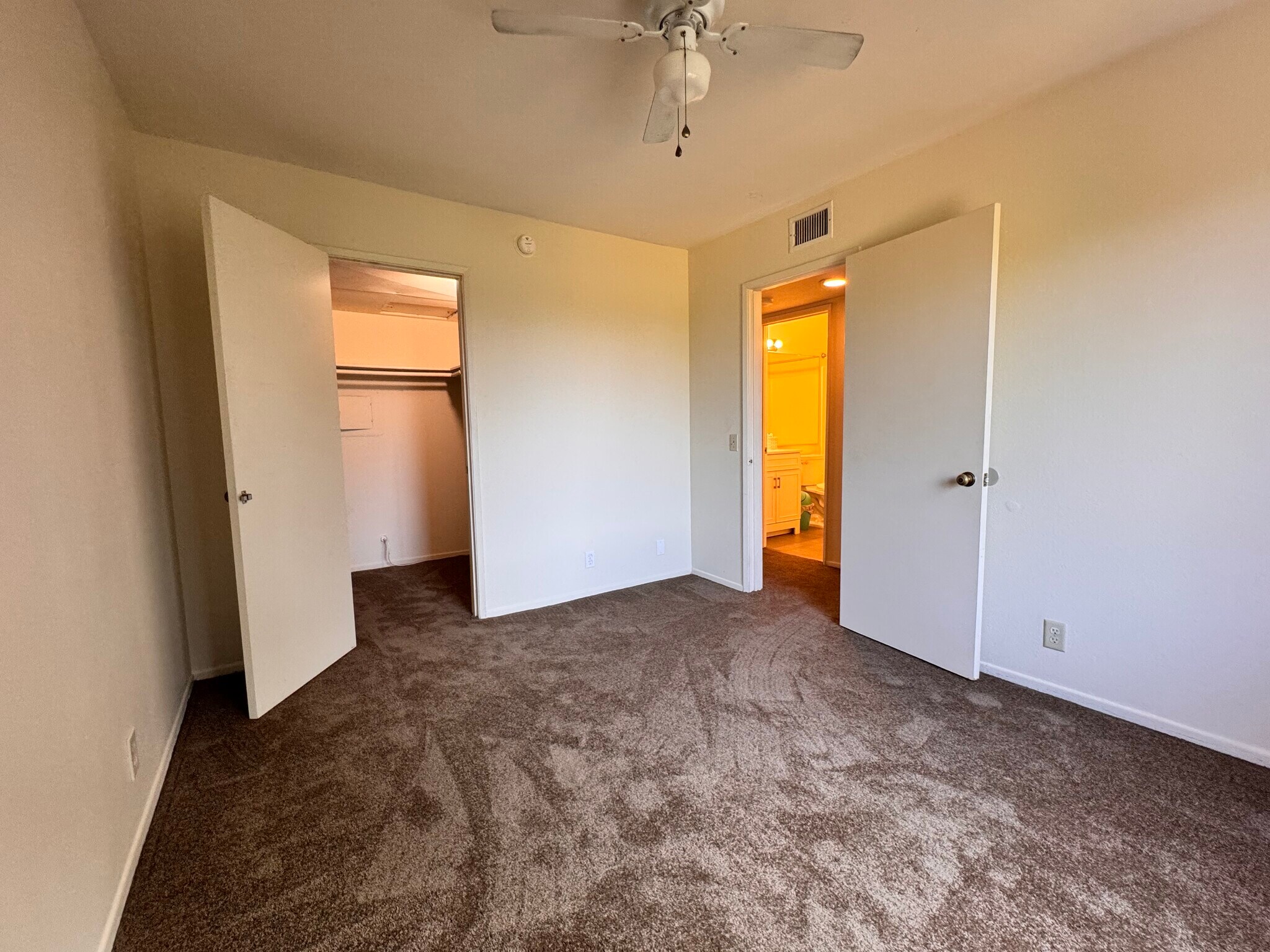 Building Photo - 630 Bridgeport Cir