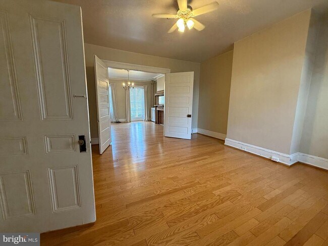 Building Photo - 185 Prince George St