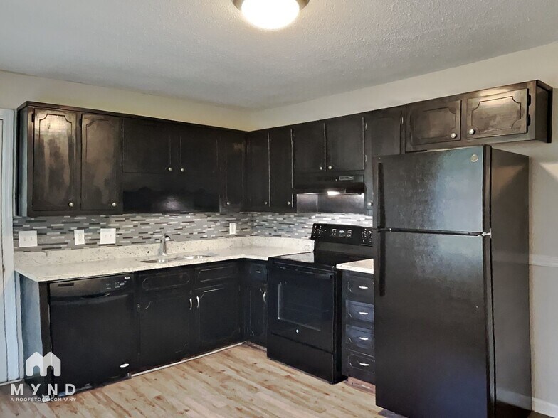Building Photo - 6500 Kathy Cir