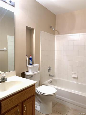 Building Photo - 100 Jubilee Hill Dr