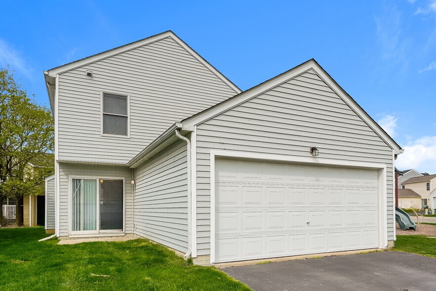 Building Photo - 8752 Arrowtip Ln