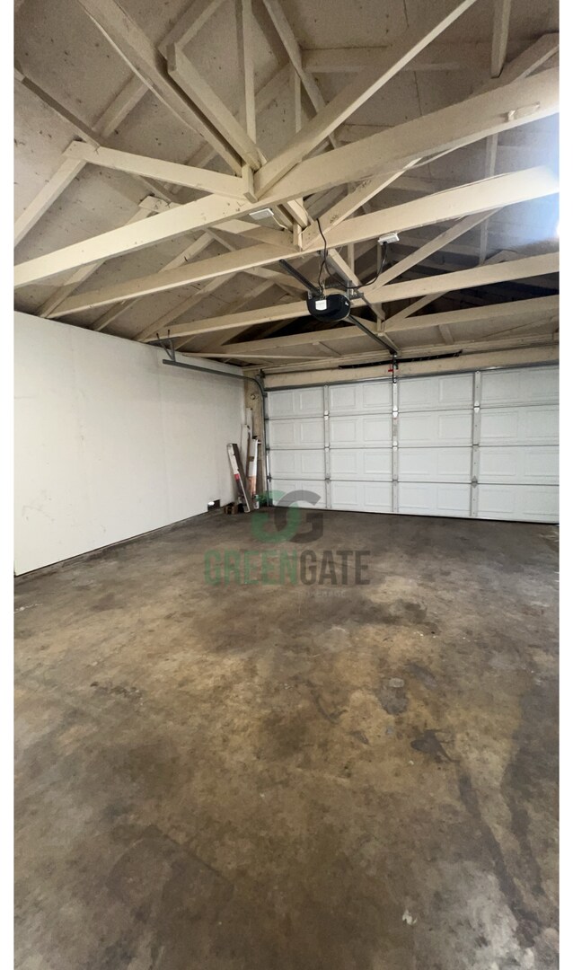 Building Photo - 3 BEDROOM 2 BATH MOVE IN READY IN MODESTO!!