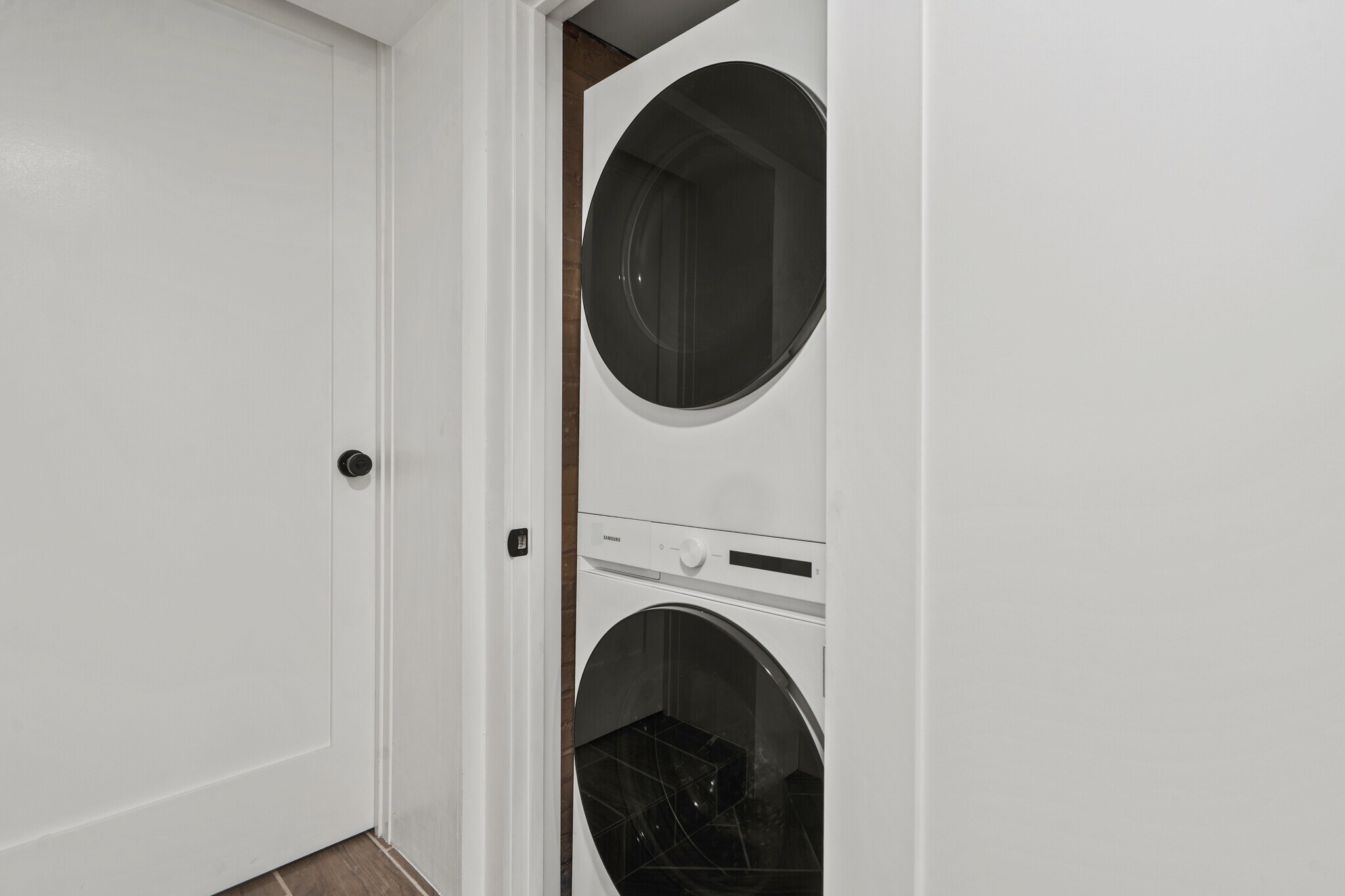 Building Photo - 41 47th St