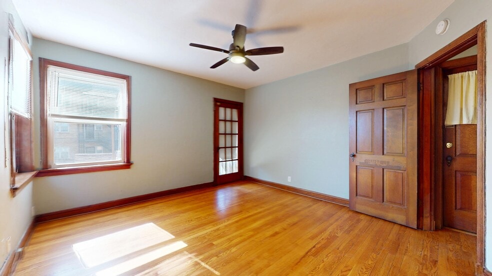 Building Photo - 5816 Mardel Ave