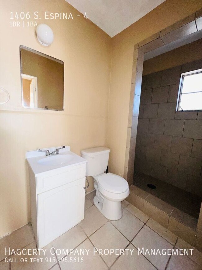 Building Photo - 1406 S. Espina-4