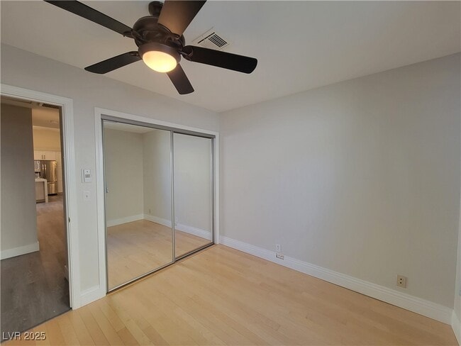 Building Photo - 5836 Corazon Dr
