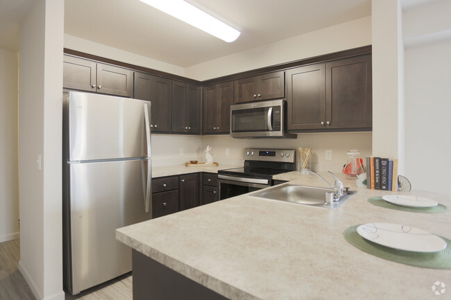 Interior Photo - ALDERBROOK APARTMENTS- PREMIER, AFFORDABLE...