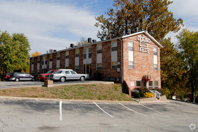 Primary Photo - Mound City Apartments