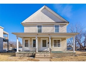 Building Photo - 2222 N Girard Ave