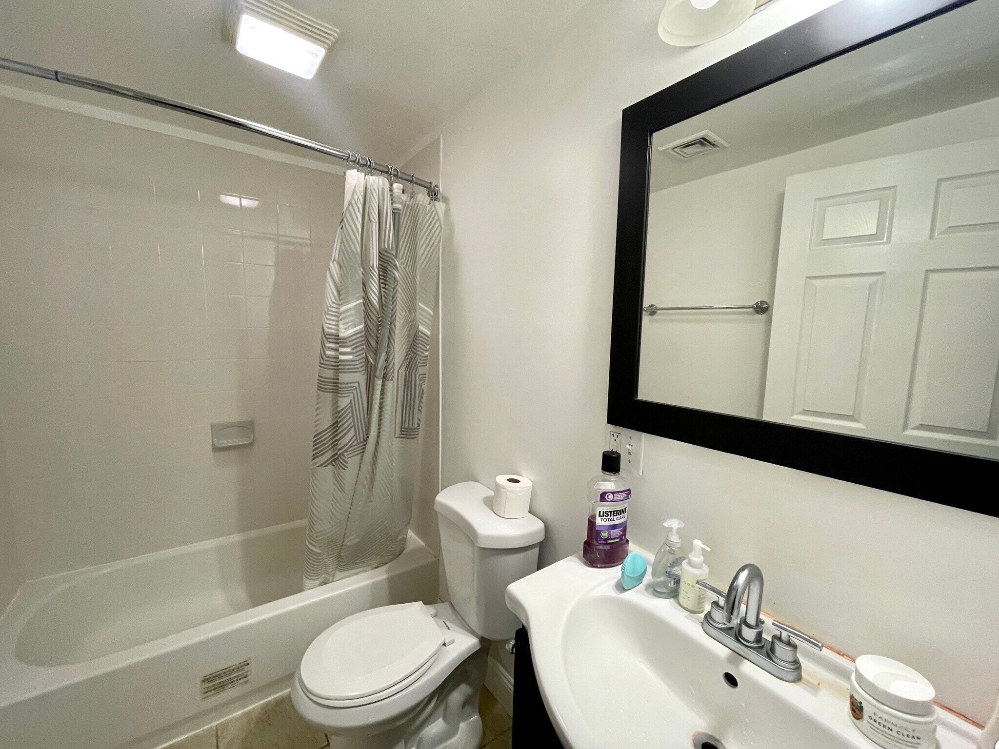 Building Photo - 243 Northampton St