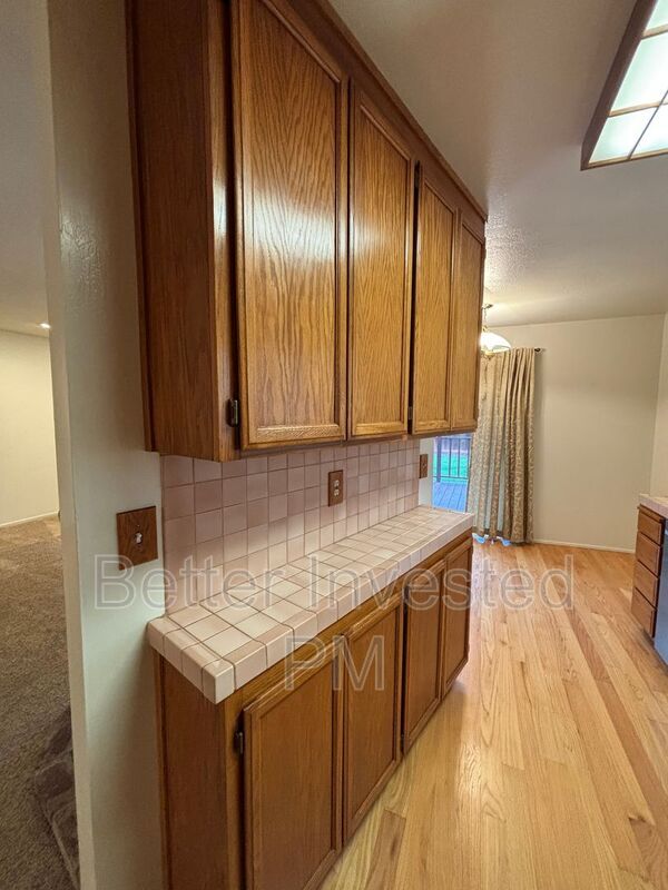 Building Photo - 1912 Cooper Dr