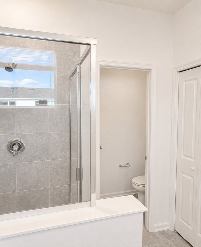 Building Photo - 409 Bogey Dr