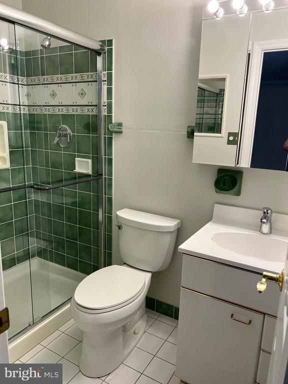 Building Photo - 6830 Pacific Ln