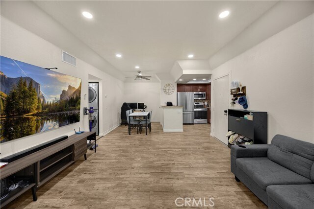 Building Photo - 22709 Lakeway Dr