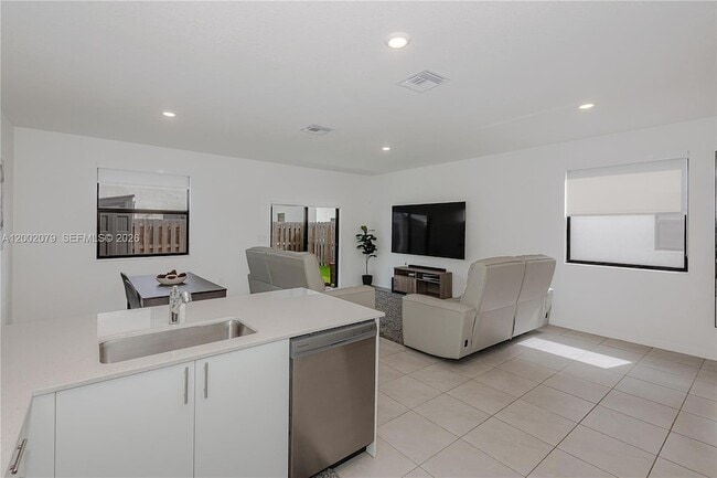 Building Photo - 13037 SW 286th Wy