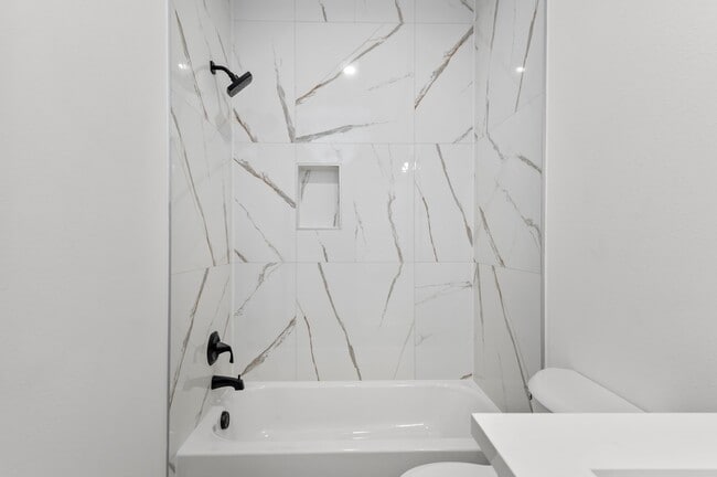 Building Photo - 2316 McKee St