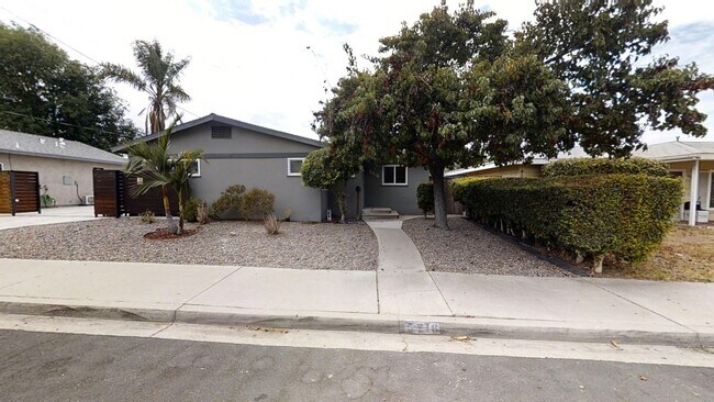 Primary Photo - SDSU 6BD House – Walk to Campus, Prime Stu...