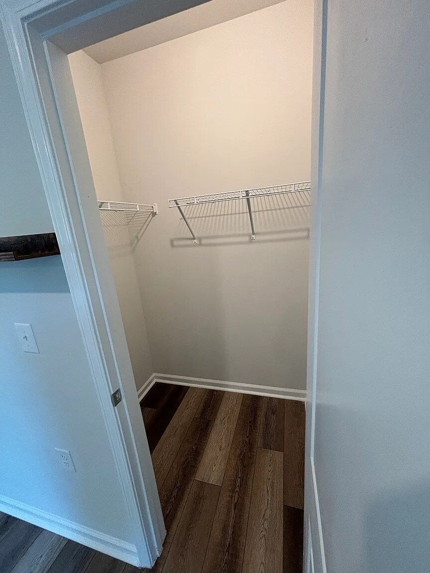 Building Photo - Room in Townhome on Kaya Ct