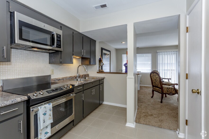 Magnolia Hills 1430 McCain Ln Manhattan KS 66502 Apartment Finder