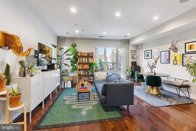 Building Photo - 1333 N 7th St