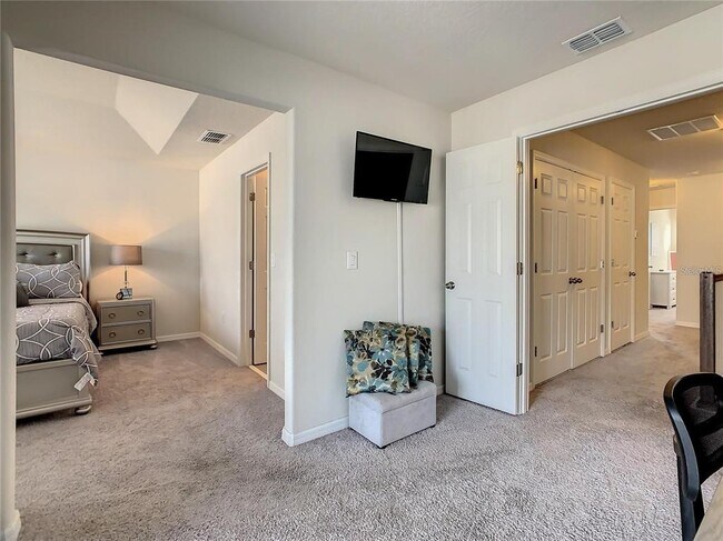 Building Photo - 2475 Fassona Dr