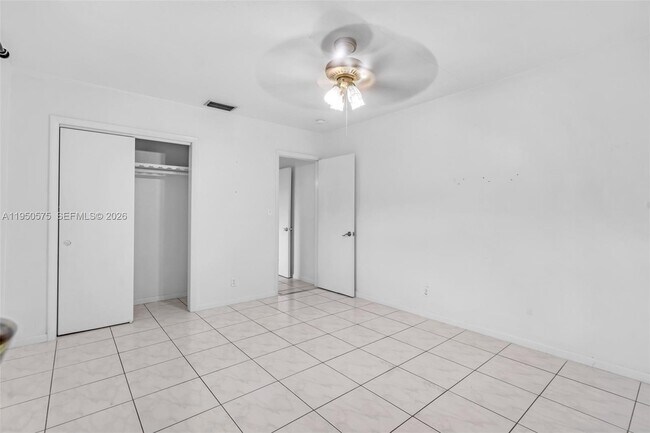 Building Photo - 781 NW 66th Ave