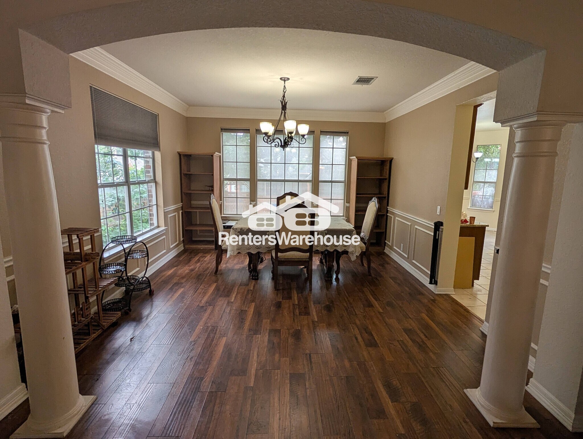 Building Photo - 9910 Jasmine Creek Dr