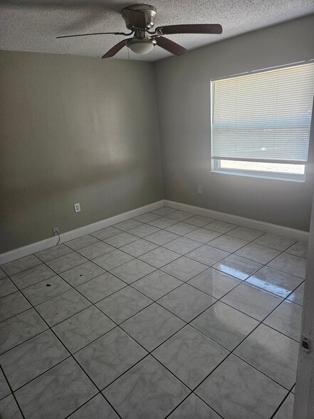 Building Photo - 4172 Corsair Ave