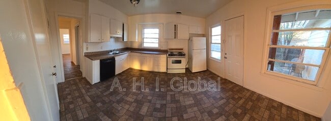 Building Photo - 4114 S Bowie St