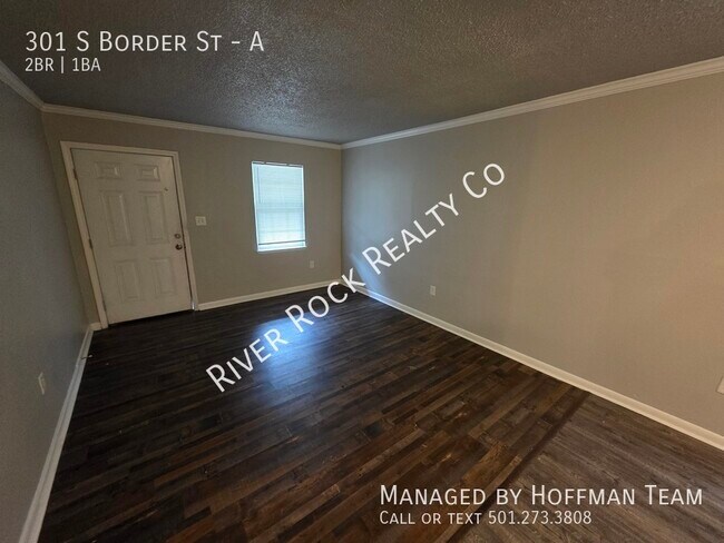 Building Photo - 301 S Border St