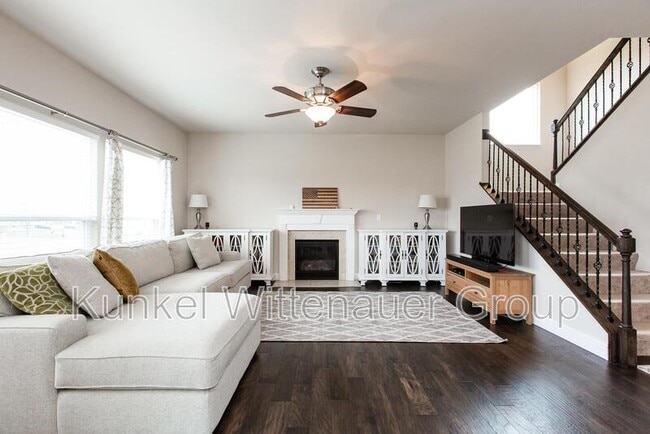 Building Photo - 2724 Ambridge Dr